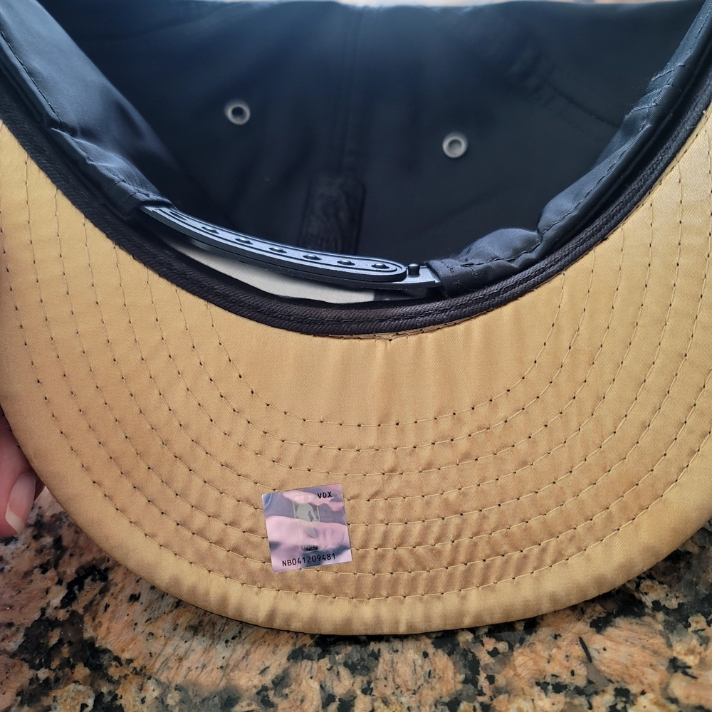 New Era Black and Gold Logo Snapback - Picture 2 of 5